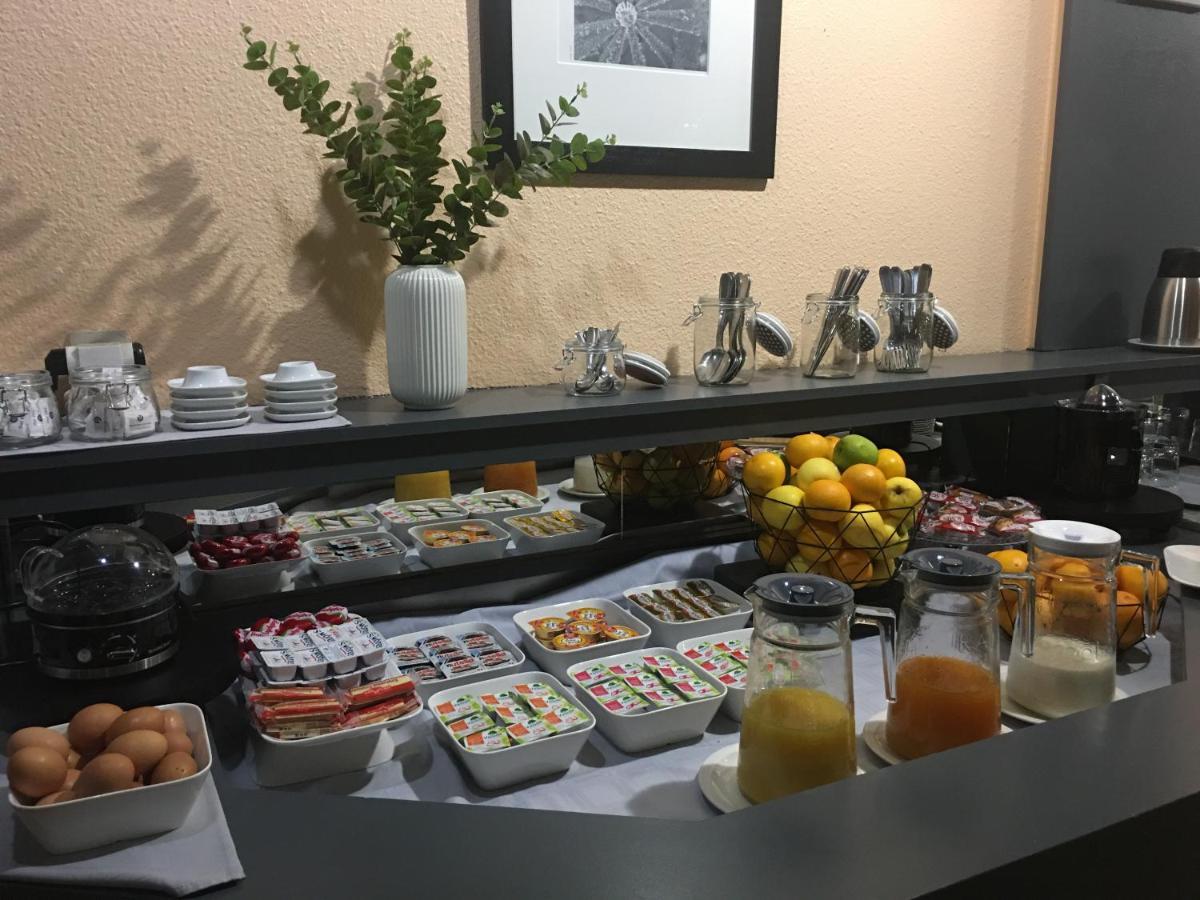 Confort Hotel Montgeron 外观 照片