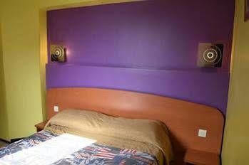 Confort Hotel Montgeron 外观 照片