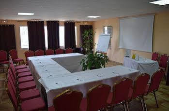 Confort Hotel Montgeron 外观 照片